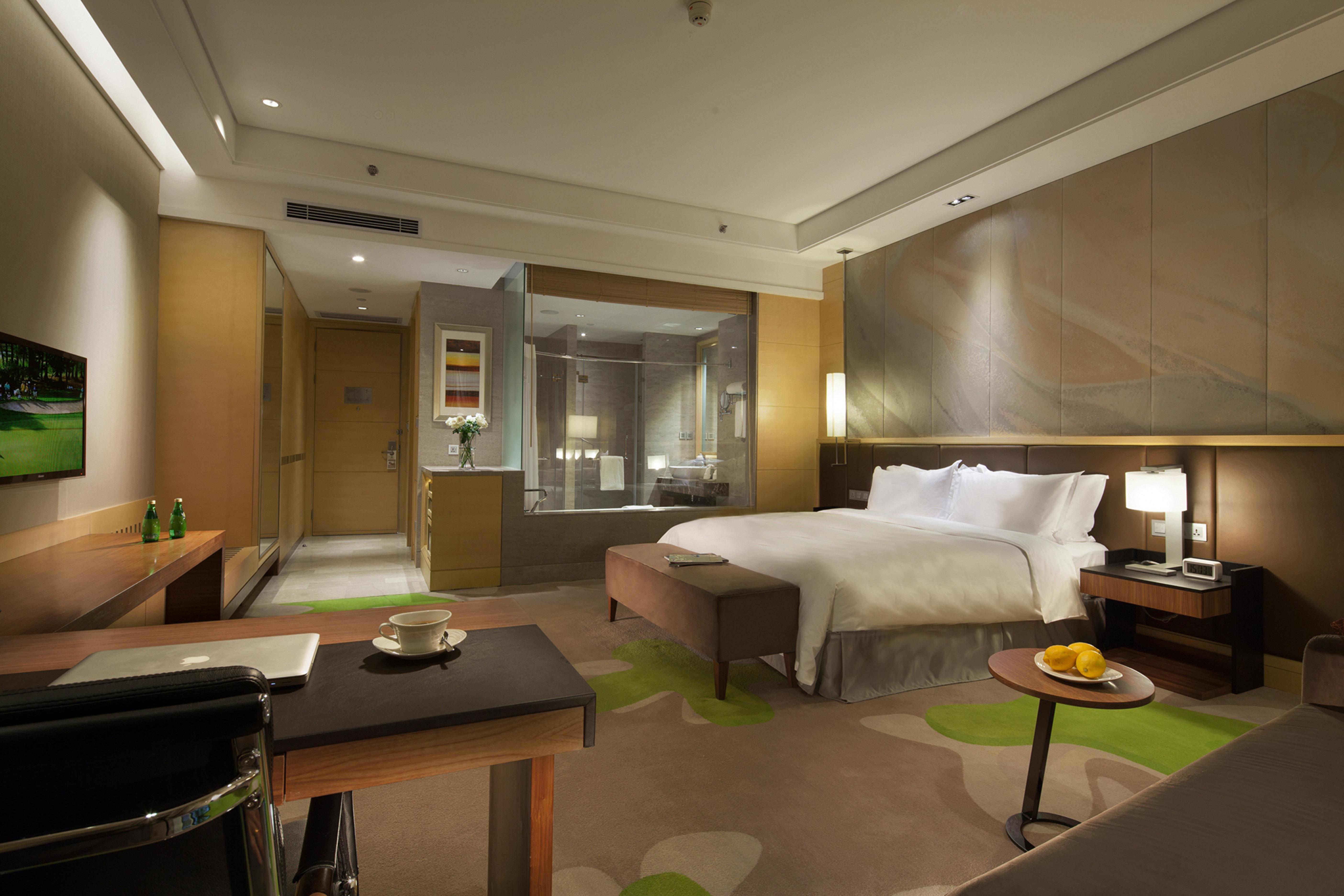 Hai Tian Expo Hotel Циндао Экстерьер фото