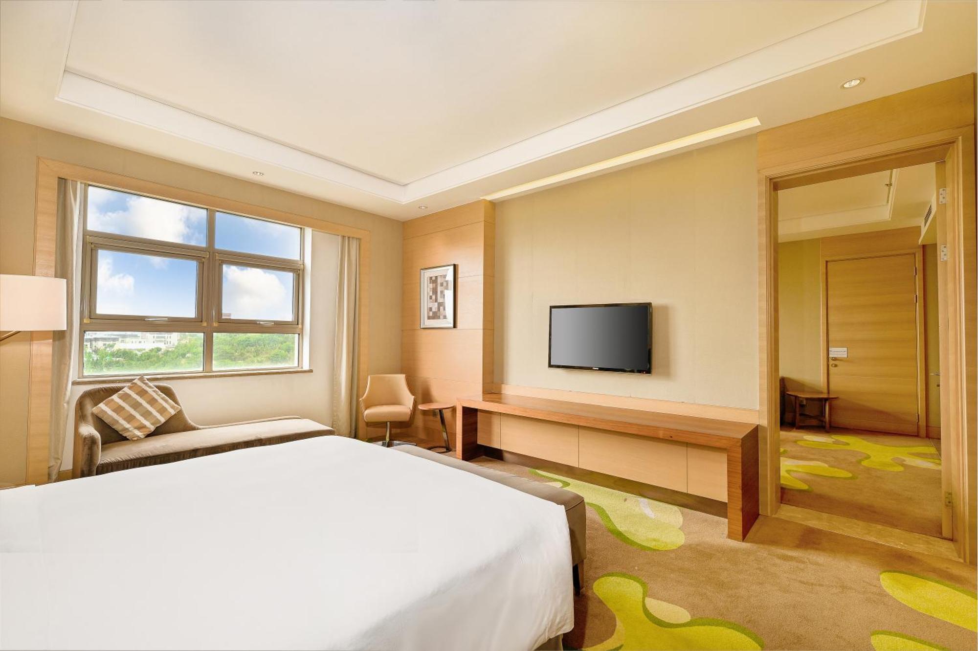 Hai Tian Expo Hotel Циндао Экстерьер фото